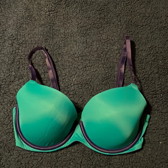 PINK Victoria Secret wear everywhere lightly lined bra - Picture 1 of 3